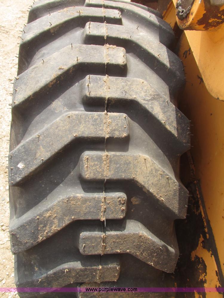 image for item H4661 1996 Mustang 2060 skid steer