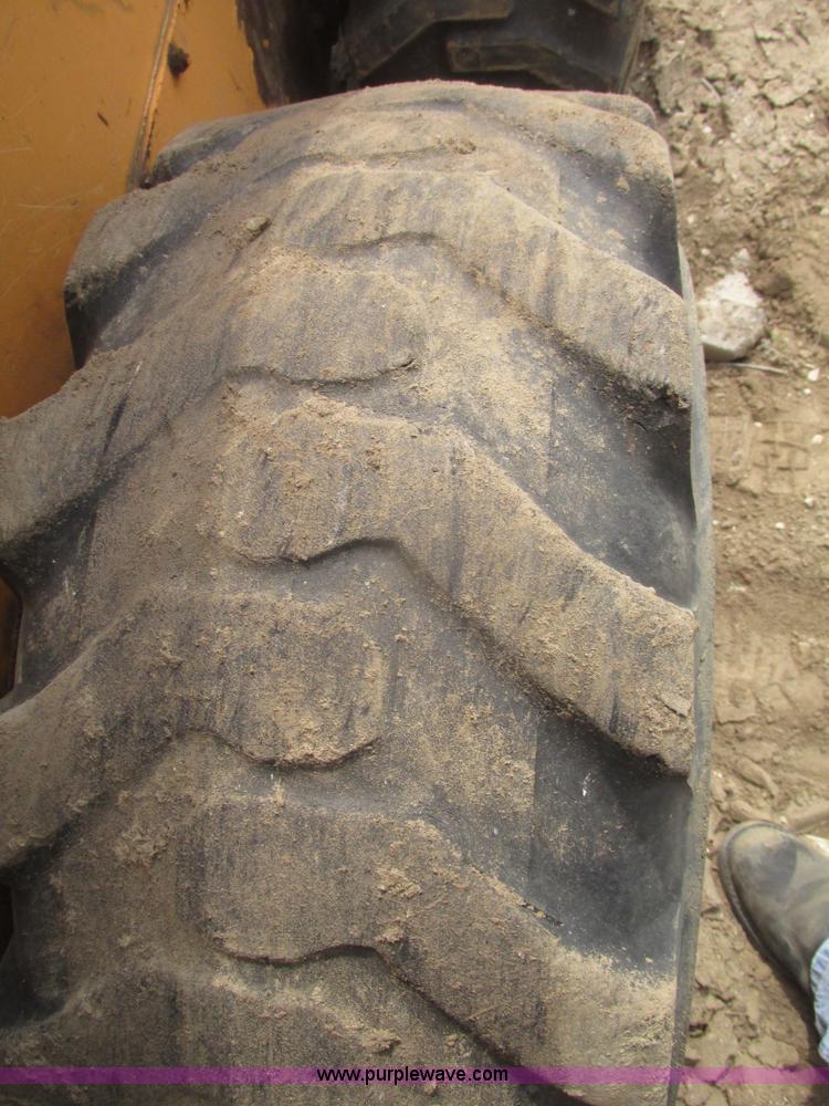 image for item H4661 1996 Mustang 2060 skid steer
