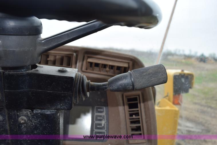 image for item H5130 1998 John Deere 544H wheel loader