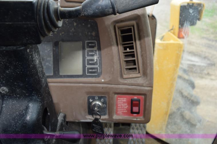 image for item H5130 1998 John Deere 544H wheel loader