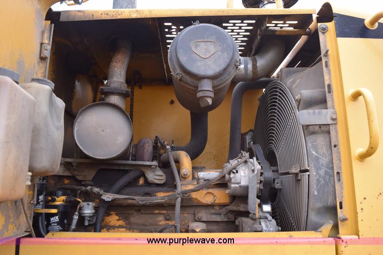 image for item H5130 1998 John Deere 544H wheel loader