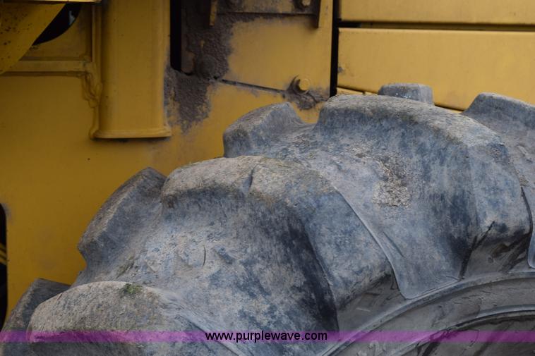 image for item H5130 1998 John Deere 544H wheel loader