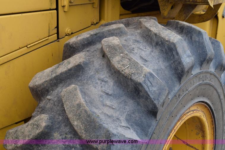 image for item H5130 1998 John Deere 544H wheel loader