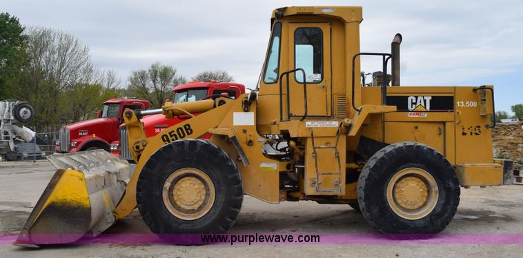 image for item H5135 1986 Caterpillar 950B wheel loader