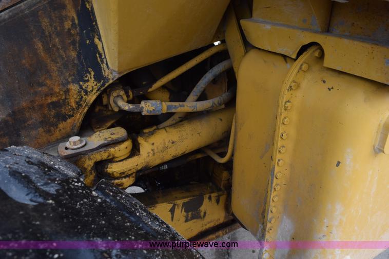 image for item H5135 1986 Caterpillar 950B wheel loader