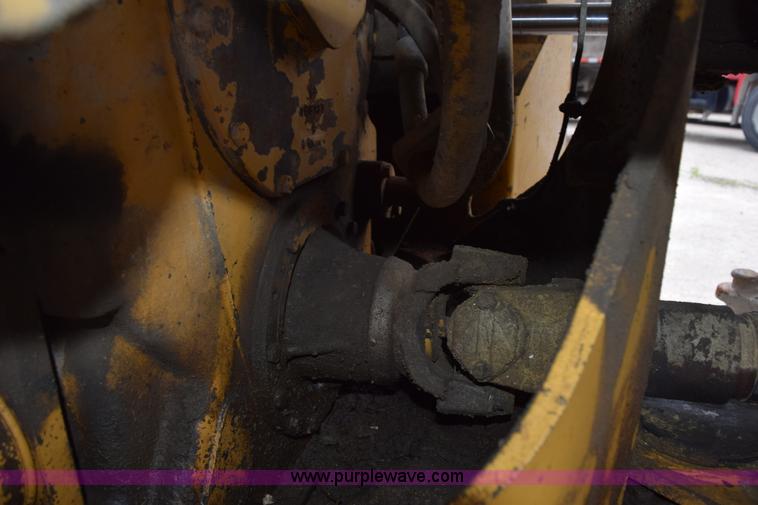 image for item H5135 1986 Caterpillar 950B wheel loader