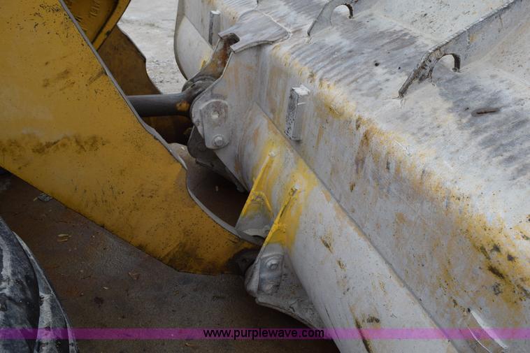 image for item H5135 1986 Caterpillar 950B wheel loader