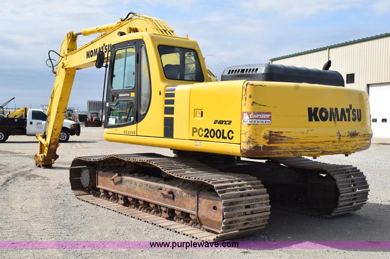 image for item H5137 2000 Komatsu PC200LC-6LE excavator