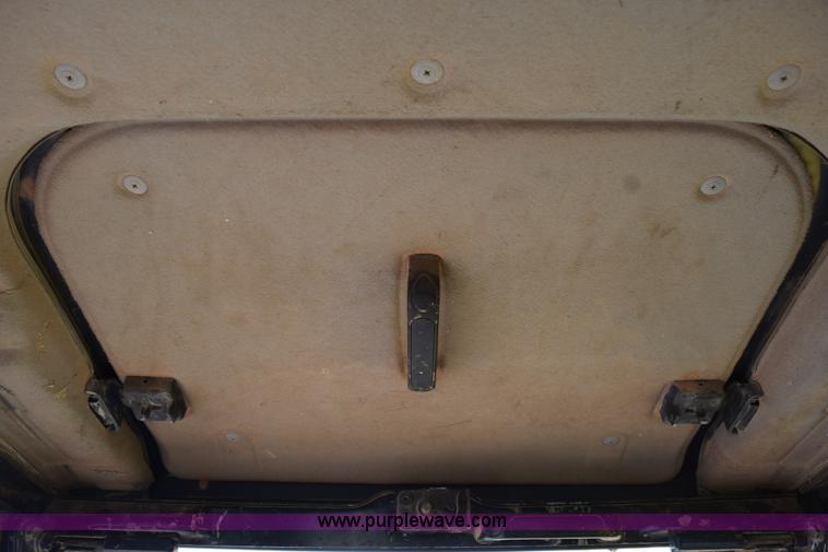 image for item H5137 2000 Komatsu PC200LC-6LE excavator