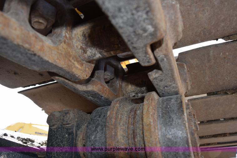 image for item H5137 2000 Komatsu PC200LC-6LE excavator