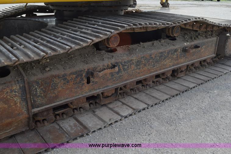 image for item H5137 2000 Komatsu PC200LC-6LE excavator