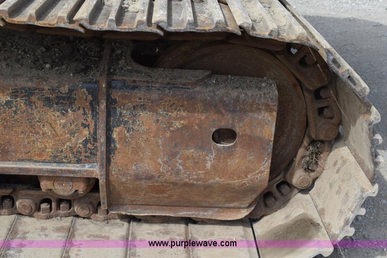 image for item H5137 2000 Komatsu PC200LC-6LE excavator