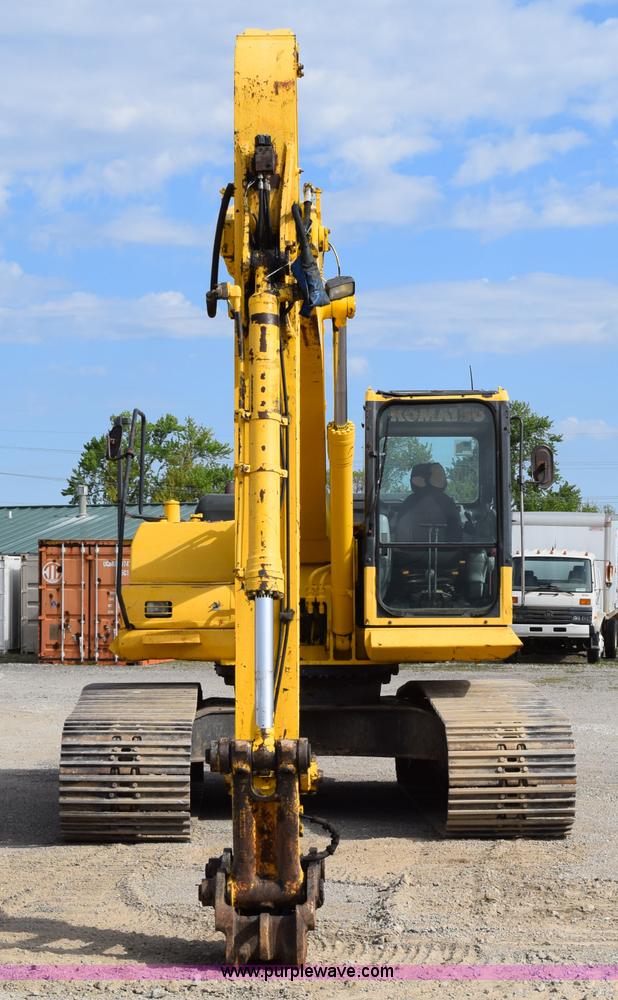 image for item H5138 2003 Komatsu PC200LC-7L excavator