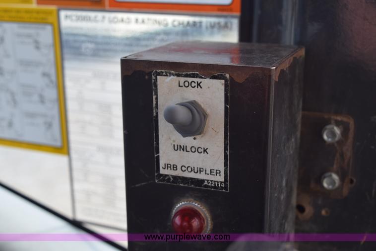 image for item H5138 2003 Komatsu PC200LC-7L excavator