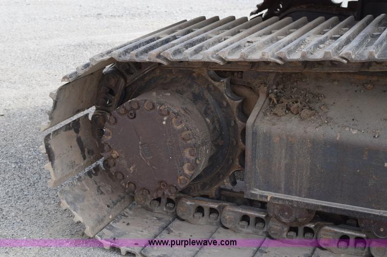 image for item H5138 2003 Komatsu PC200LC-7L excavator