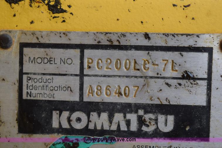image for item H5138 2003 Komatsu PC200LC-7L excavator