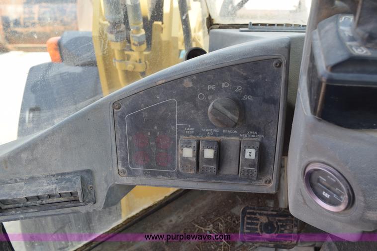 image for item H5141 1997 Caterpillar IT28G wheel loader