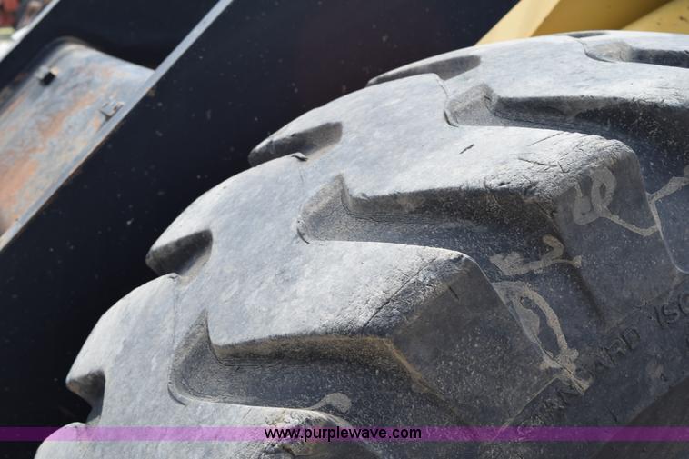 image for item H5141 1997 Caterpillar IT28G wheel loader