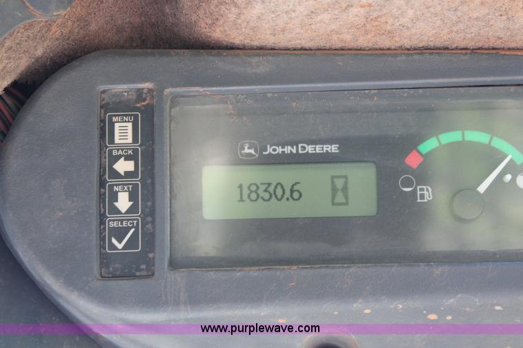 image for item H5824 2011 John Deere 323DT skid steer