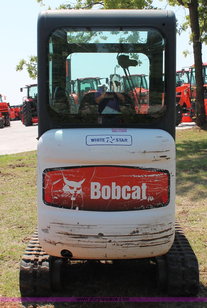 image for item H5825 2007 Bobcat 323J compact excavator