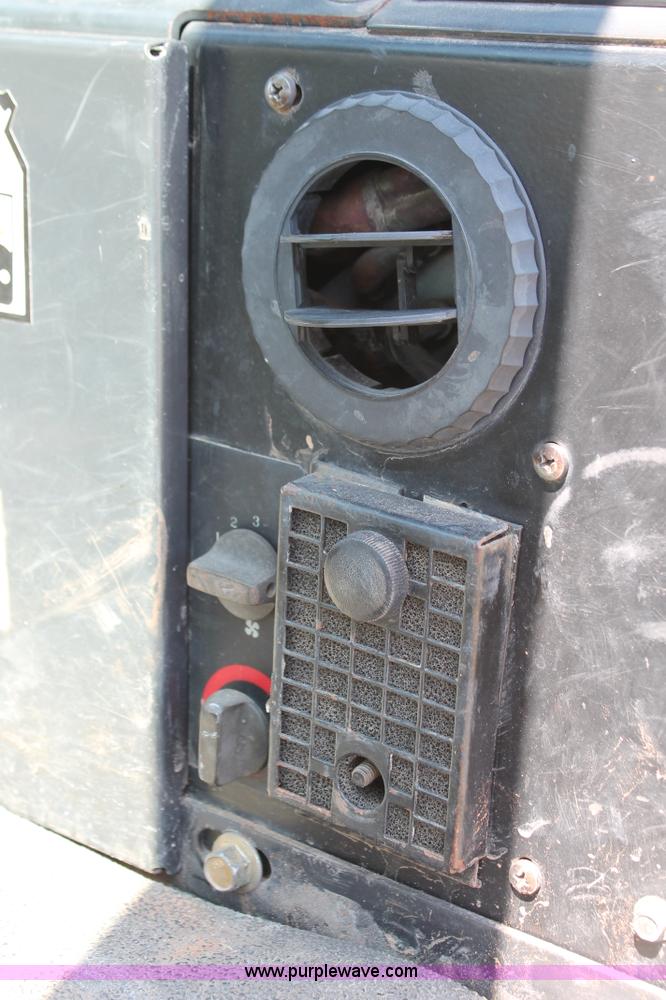 image for item H5825 2007 Bobcat 323J compact excavator