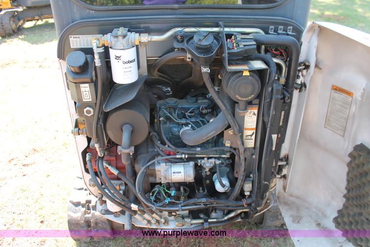 image for item H5825 2007 Bobcat 323J compact excavator