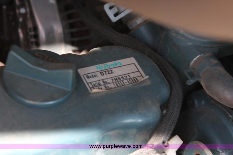 image for item H5825 2007 Bobcat 323J compact excavator