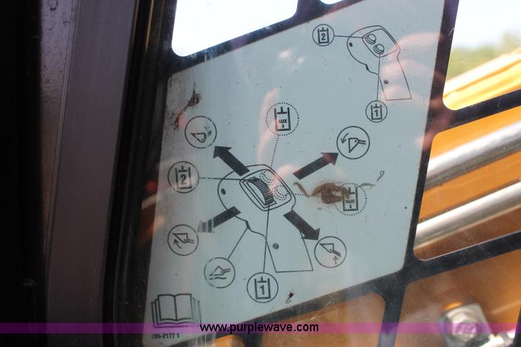 image for item H5828 2011 Caterpillar 289C skid steer