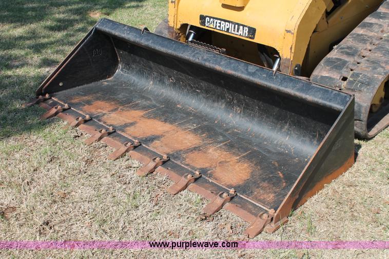 image for item H5828 2011 Caterpillar 289C skid steer