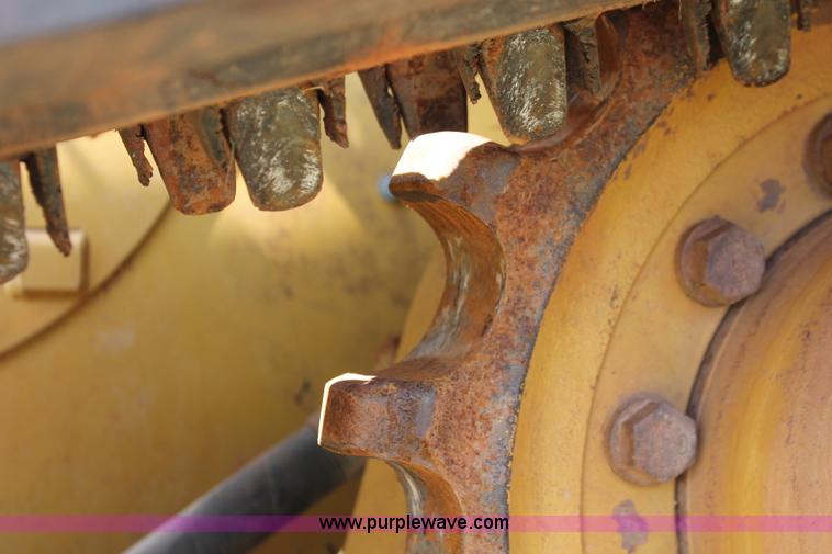 image for item H5828 2011 Caterpillar 289C skid steer