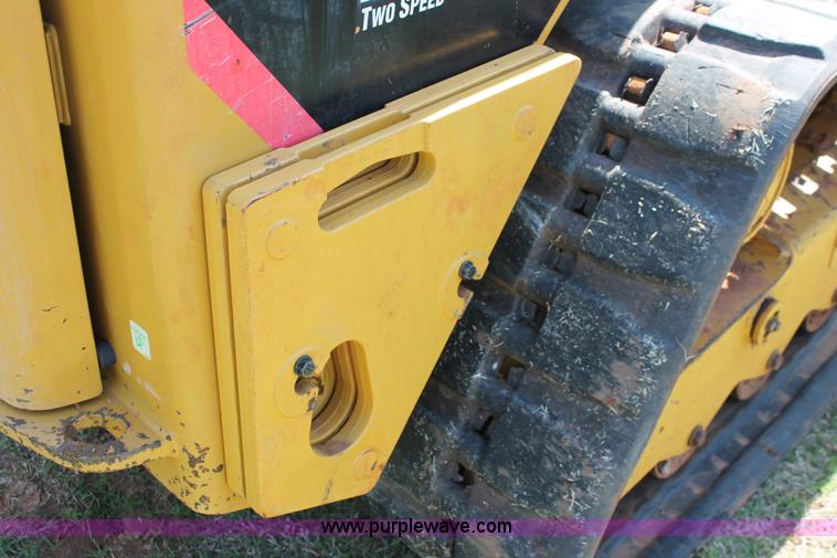 image for item H5828 2011 Caterpillar 289C skid steer