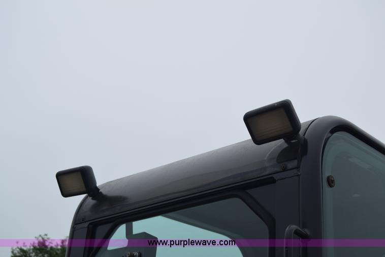 image for item H8586 1999 Bobcat 337 compact excavator