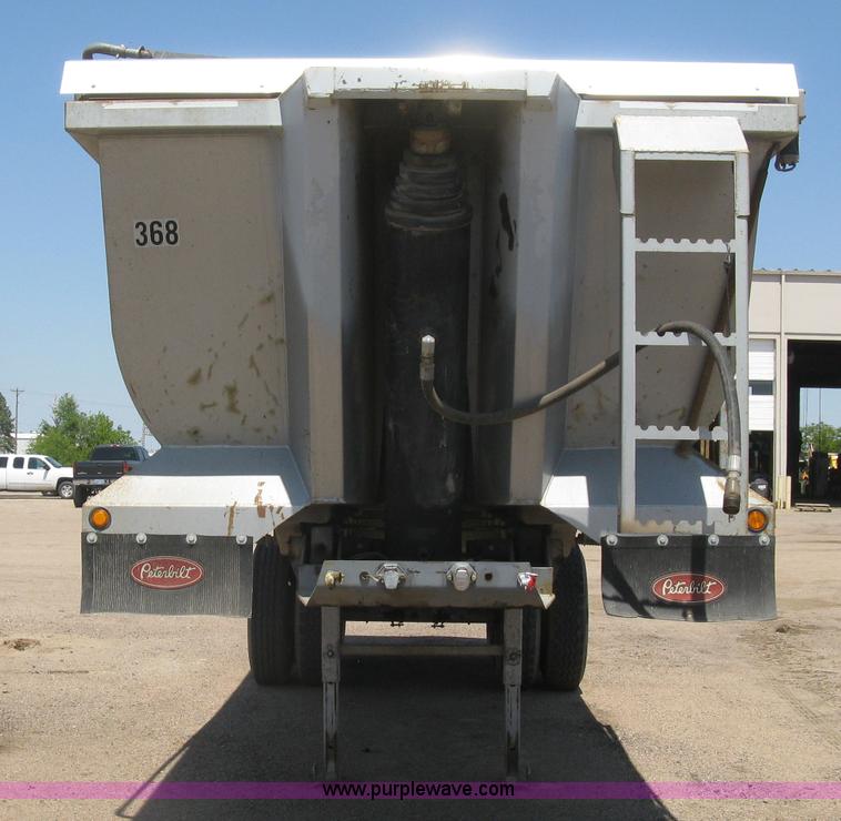 image for item H8635 2006 Hilbilt Mongoose 26-3/16 HDXL end dump trailer