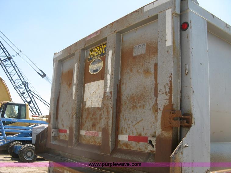 image for item H8635 2006 Hilbilt Mongoose 26-3/16 HDXL end dump trailer