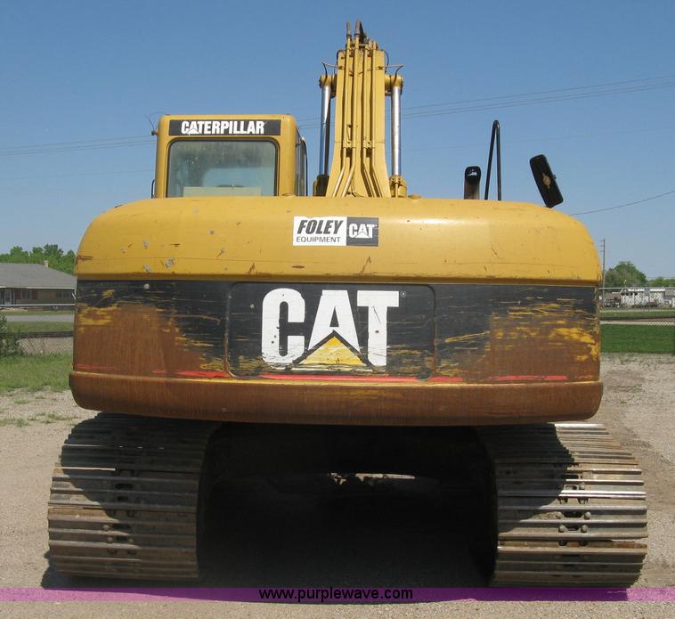 image for item H8638 2001 Caterpillar 320C L excavator