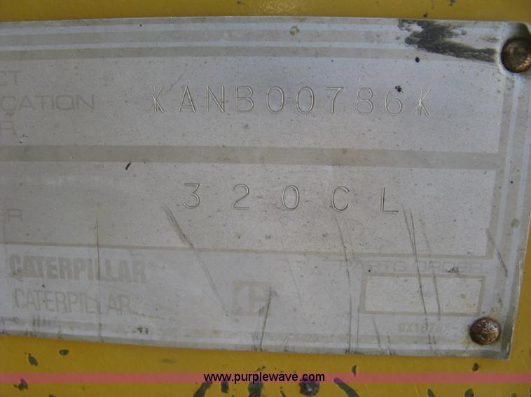 image for item H8638 2001 Caterpillar 320C L excavator