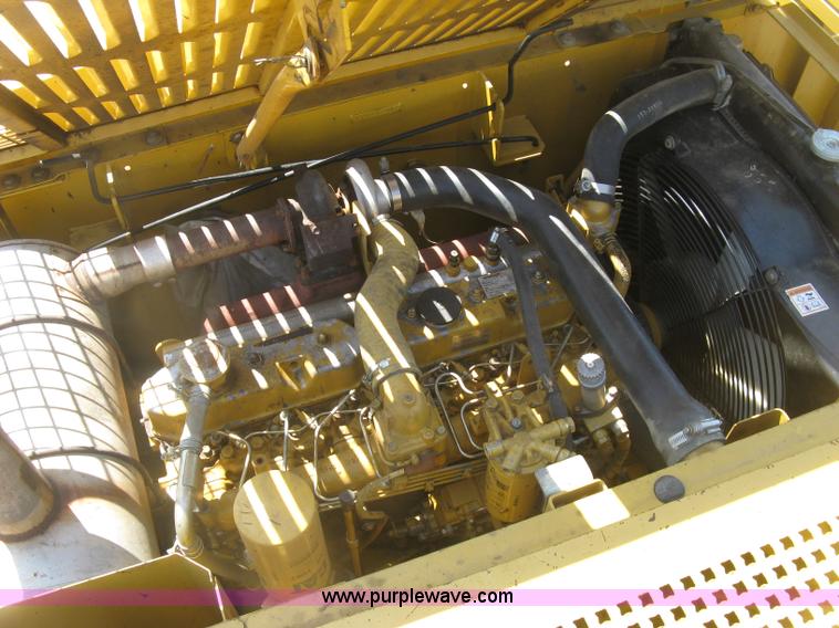 image for item H8638 2001 Caterpillar 320C L excavator