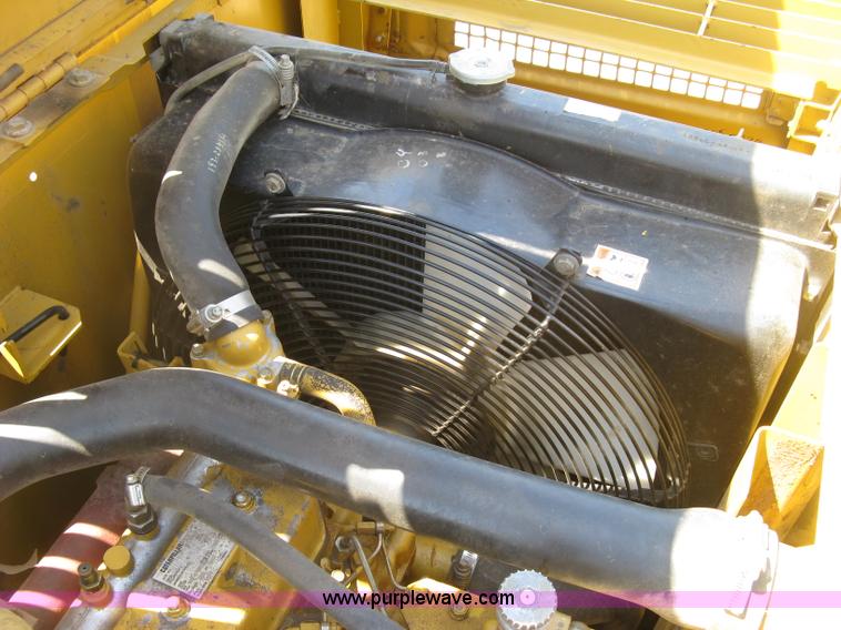 image for item H8638 2001 Caterpillar 320C L excavator