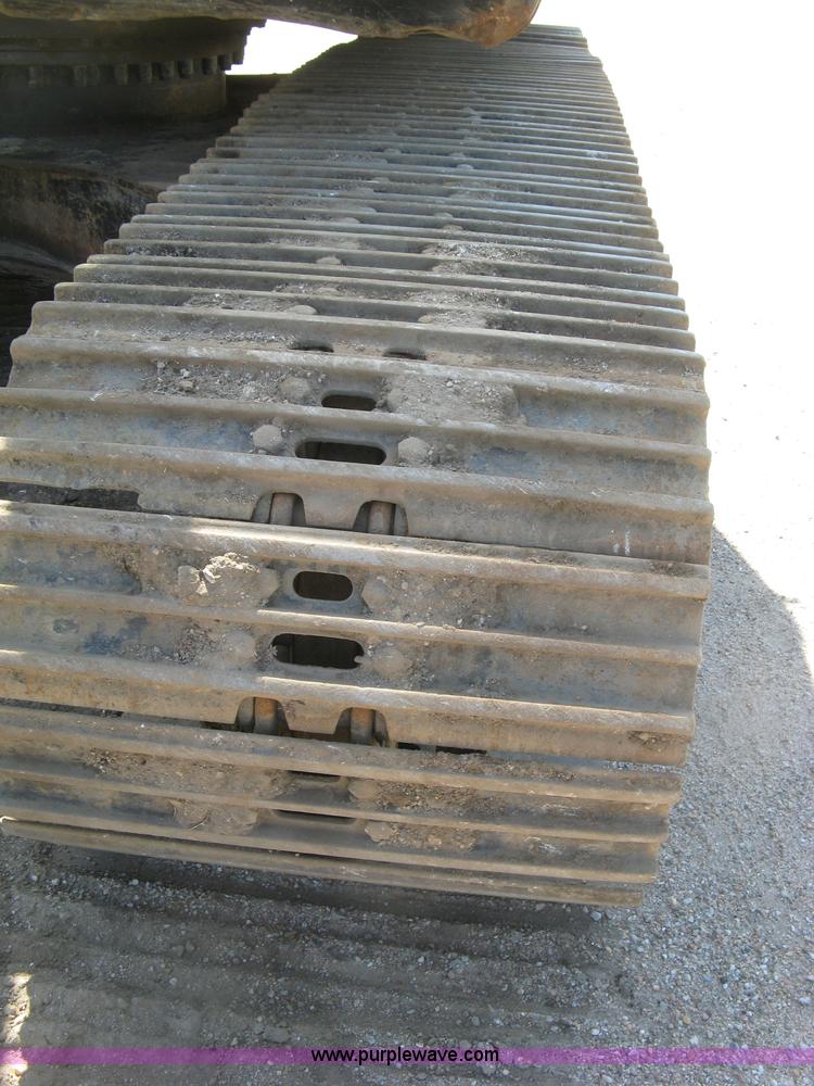 image for item H8638 2001 Caterpillar 320C L excavator