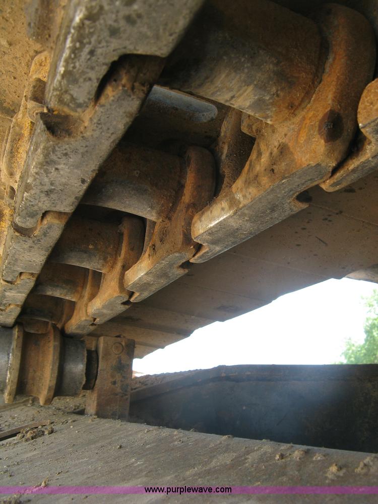 image for item H8638 2001 Caterpillar 320C L excavator