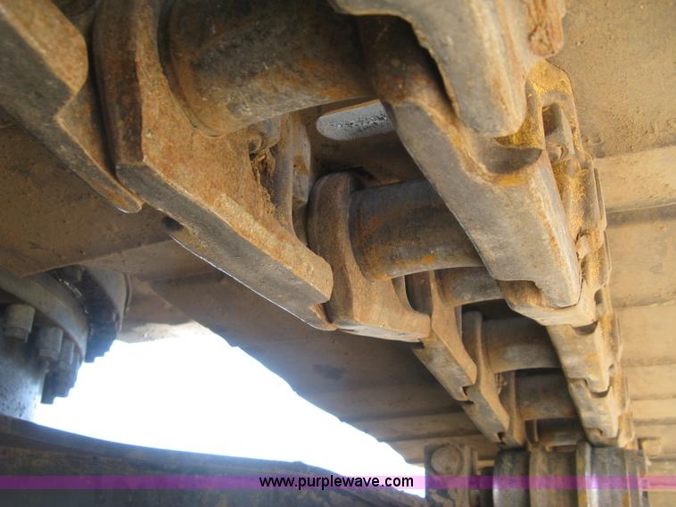 image for item H8638 2001 Caterpillar 320C L excavator