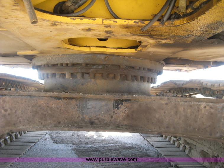 image for item H8638 2001 Caterpillar 320C L excavator