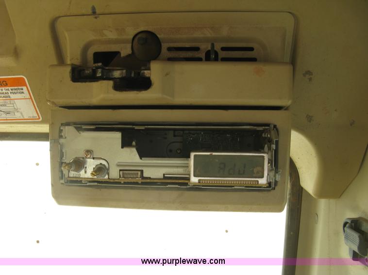 image for item H8639 2001 Caterpillar 320C L excavator