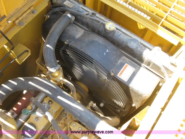 image for item H8639 2001 Caterpillar 320C L excavator
