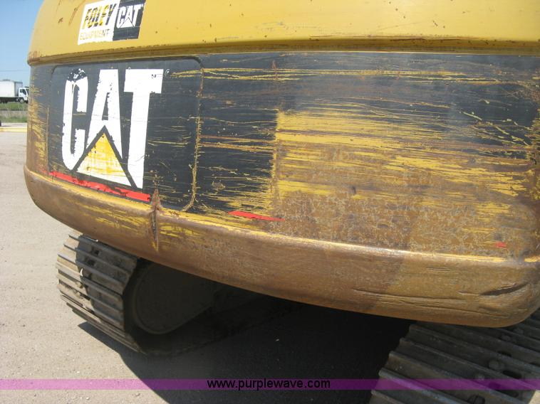 image for item H8639 2001 Caterpillar 320C L excavator