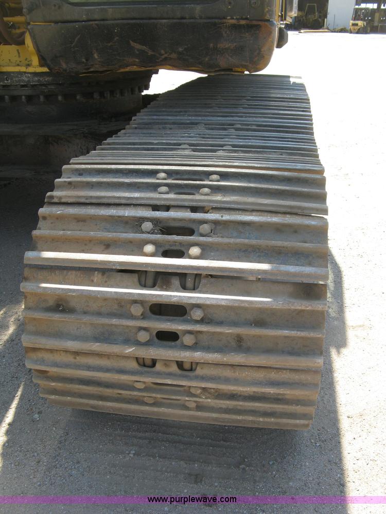 image for item H8639 2001 Caterpillar 320C L excavator