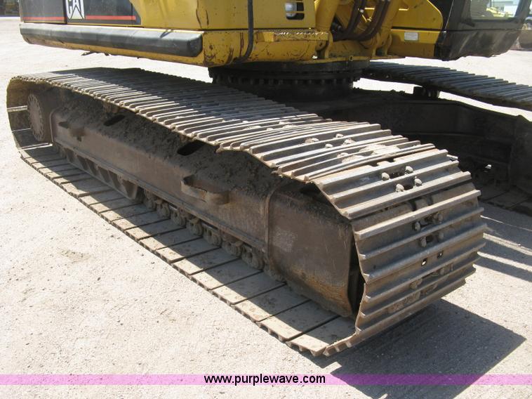image for item H8639 2001 Caterpillar 320C L excavator
