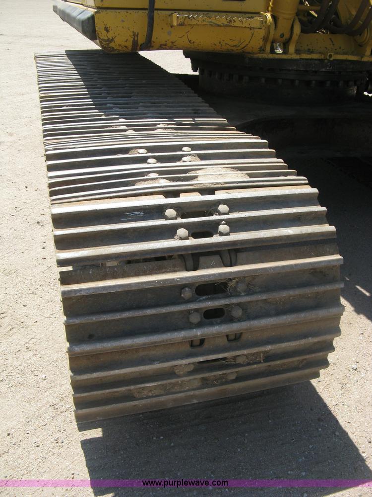 image for item H8639 2001 Caterpillar 320C L excavator