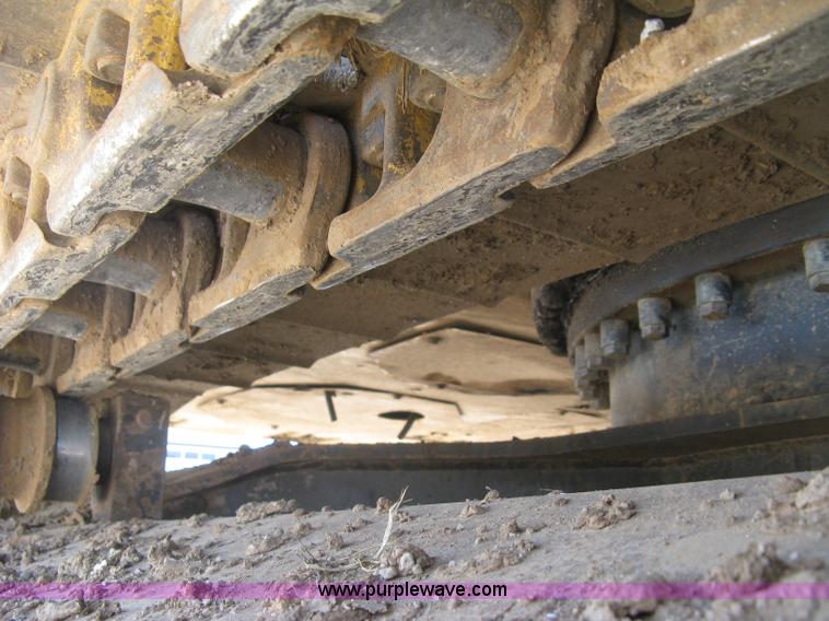 image for item H8639 2001 Caterpillar 320C L excavator