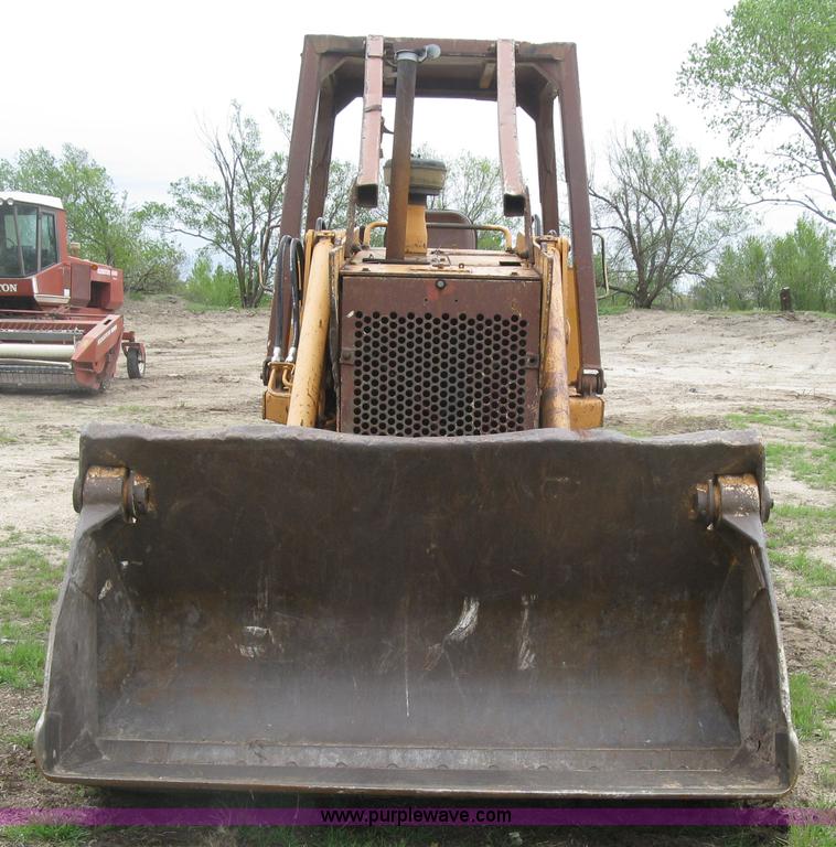 image for item H8650 1991 Case 855D track loader